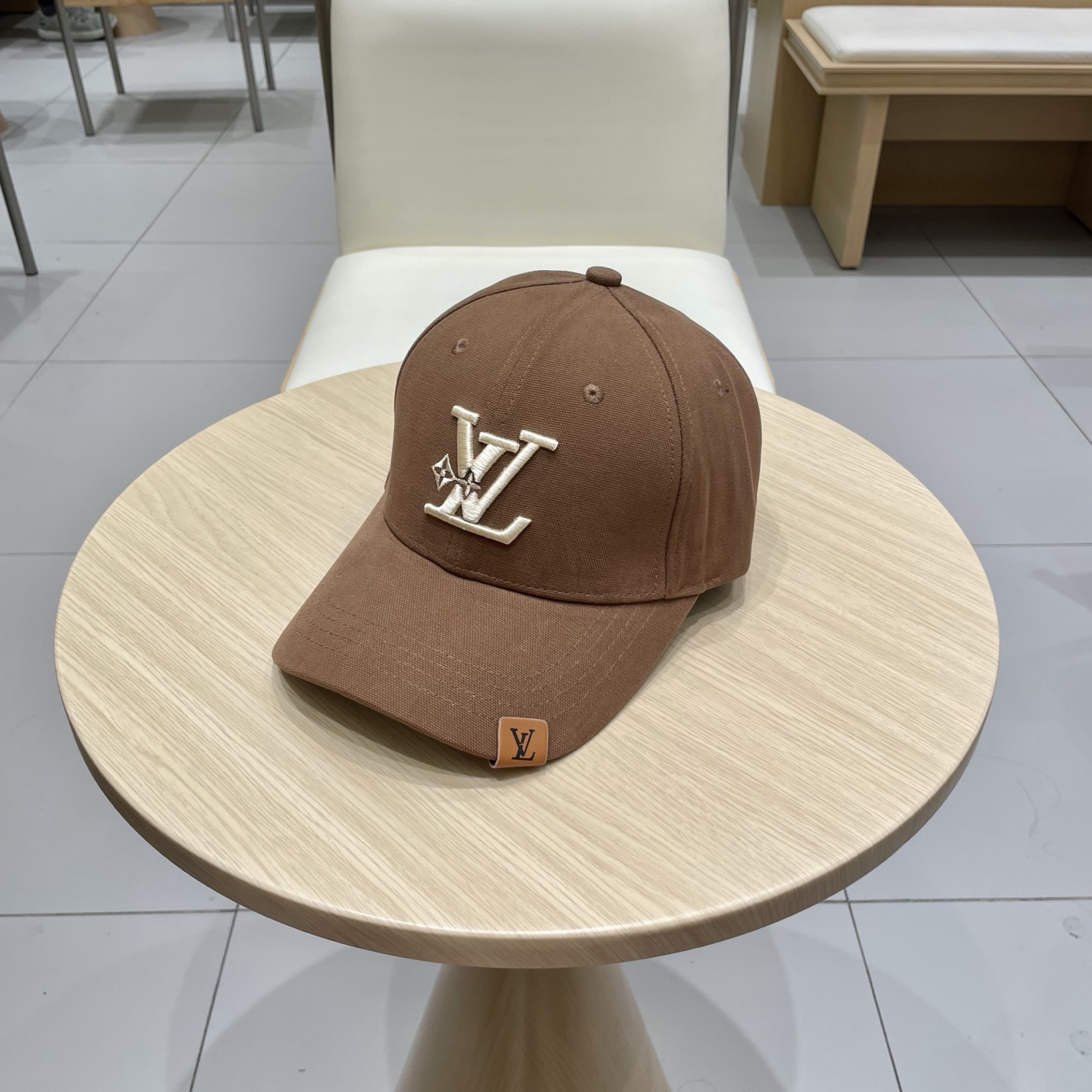  🧢LV路易威登🧢 官网高版出货，经典棒球帽，非常经典的经典，流行的复古美，四季可用，出门必备，非常显脸