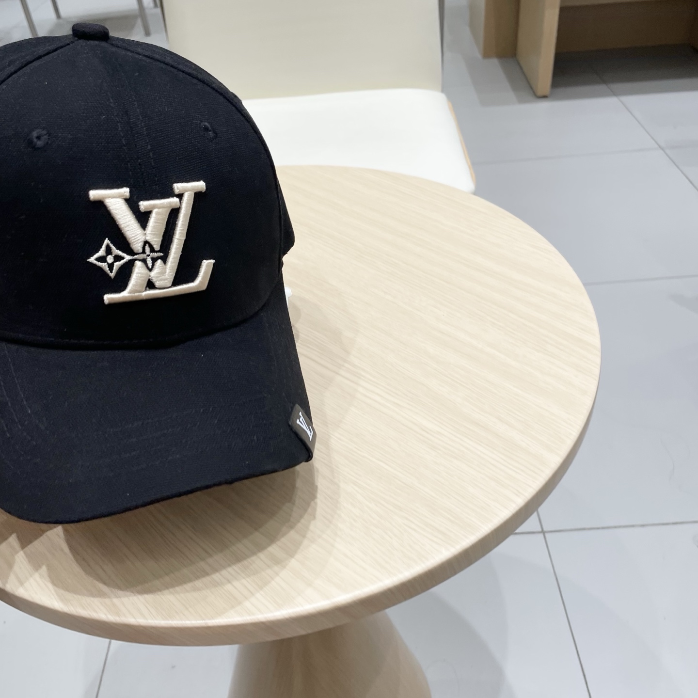  🧢LV路易威登🧢 官网高版出货，经典棒球帽，非常经典的经典，流行的复古美，四季可用，出门必备，非常显脸