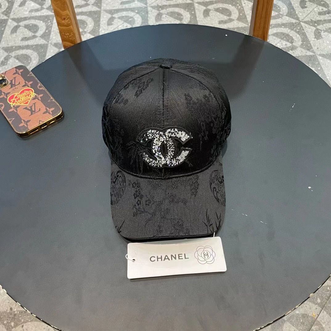 NO:228665,Chanel CHANEL new baseball cap, Xiaoxiang classic simple, fashionable and casual design New hat Straw hat Fisherman hat Baseball cap, hat, chanel, chanel, espadrilles, hats19860909香奈儿CHANEL 新品棒球帽,小香经典简约,时尚休闲设计 跑量新品帽子草帽渔夫帽棒球帽,帽子,chanel,chanel,espadrilles,hats,hat