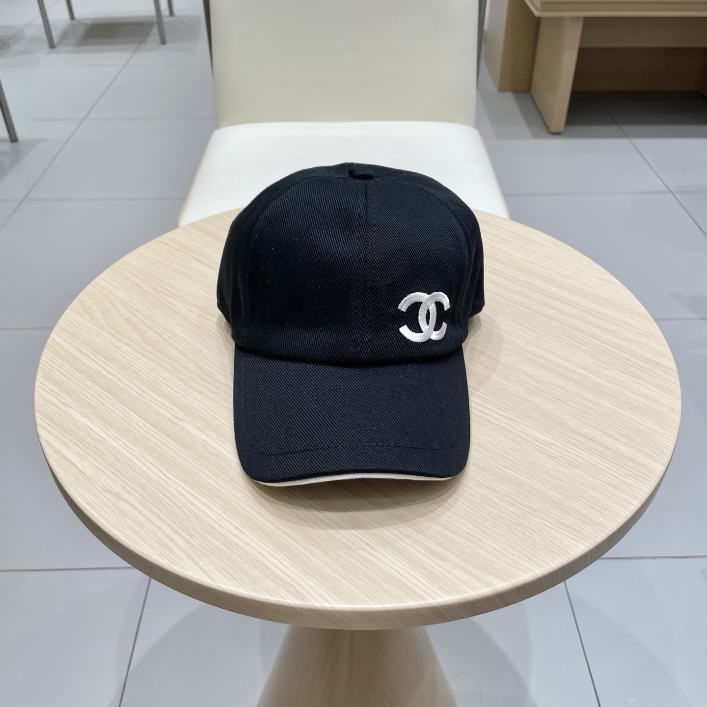 NO:225642,Chanel CHANEL new baseball cap, Xiaoxiang classic simple, fashionable and casual design hat, straw hat, fisherman hat, baseball cap knit hat, hat, chanel, chanel, espadrilles, hats19860909香奈儿CHANEL 新品棒球帽,小香经典简约,时尚休闲设计帽子草帽渔夫帽棒球帽针织帽,帽子,chanel,chanel,espadrilles,hats,hat