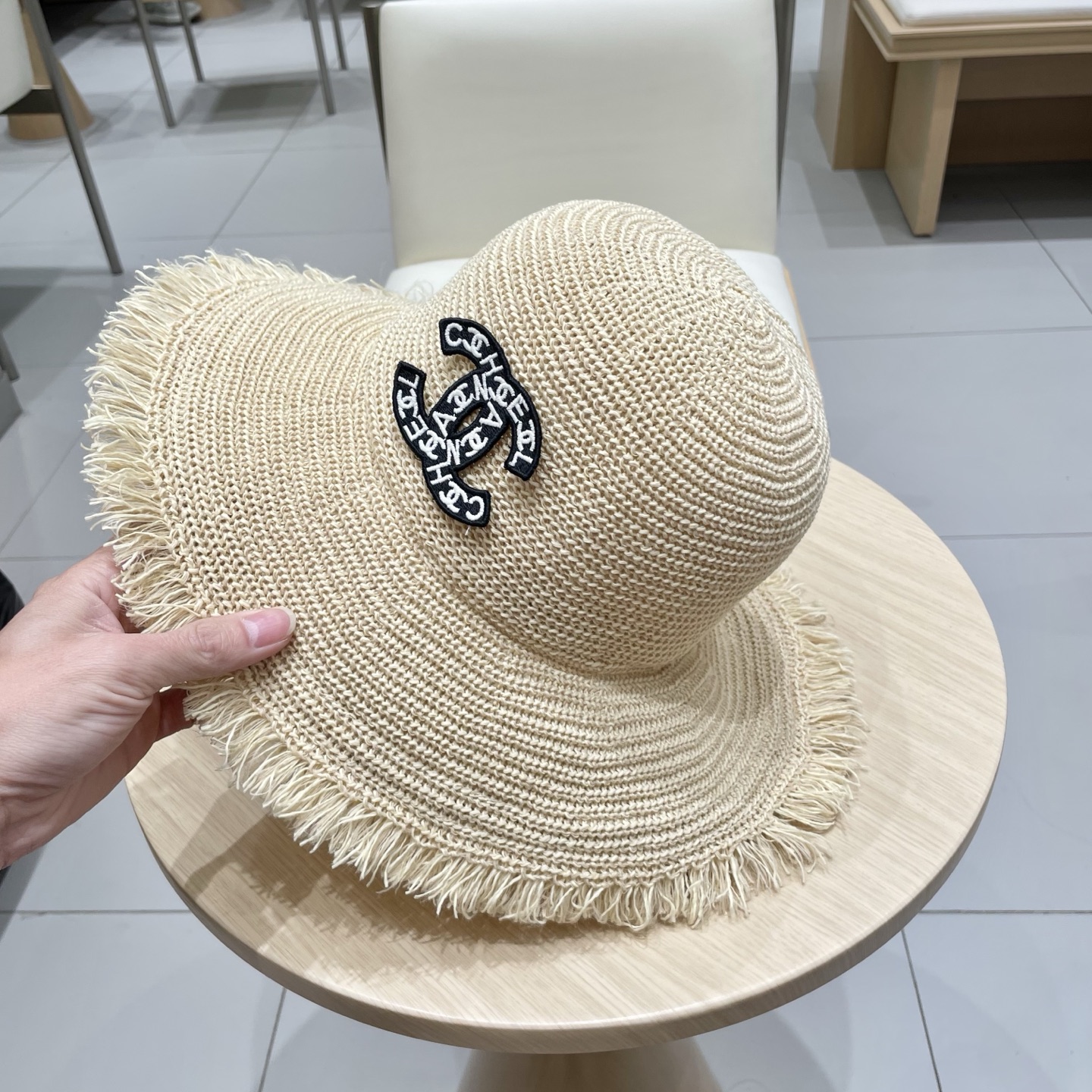  Chanel香奈儿沙滩洋气好看渔夫帽子女夏季沙滩出游拍照防晒遮阳草帽显脸小时尚