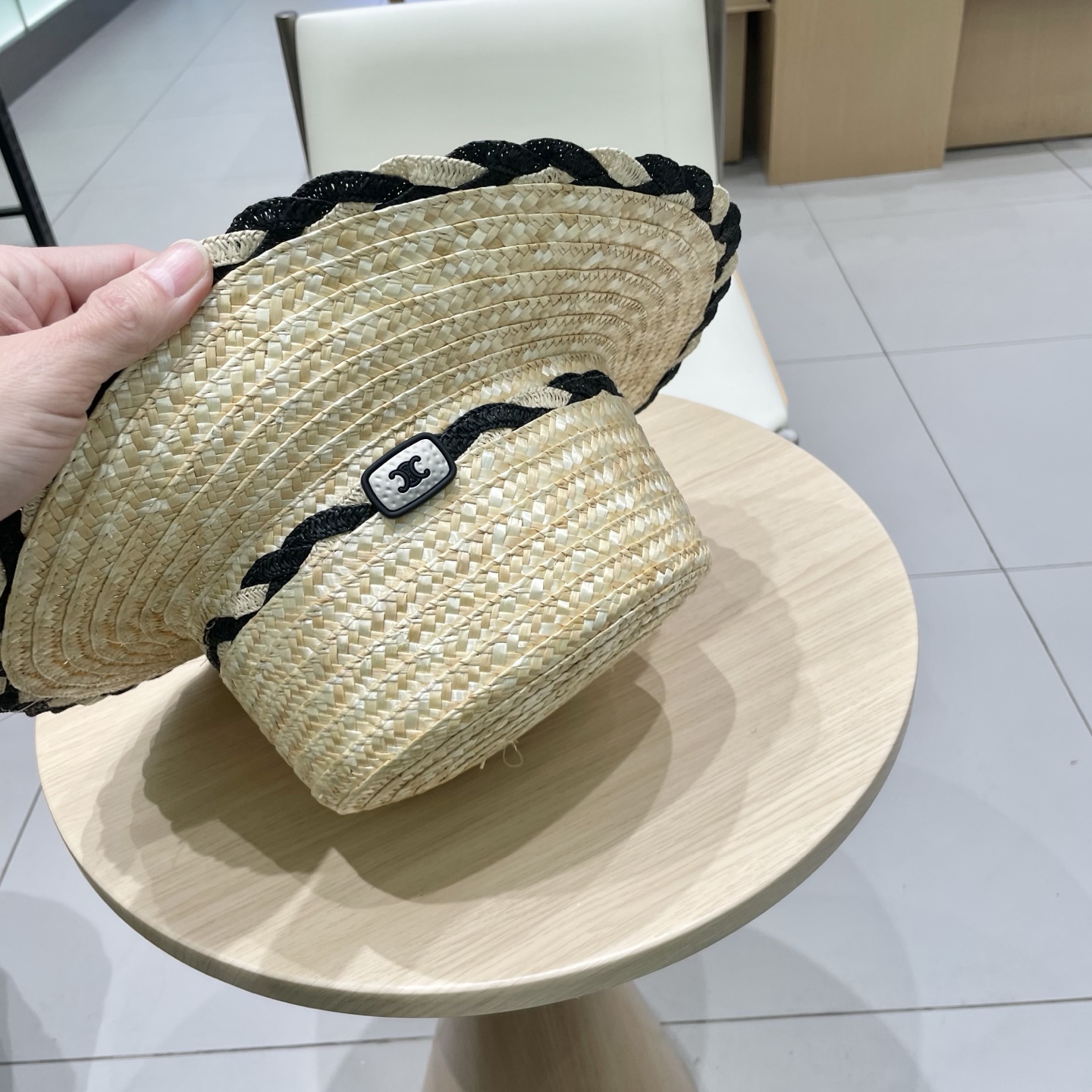  塞琳celine麦秆拼色花边草帽，头围57cm