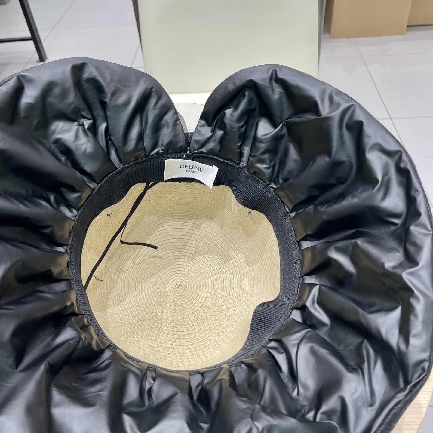  塞琳celien遮阳帽女出游度假防紫外线遮脸大檐渔夫帽新款夏天透气防晒太阳帽