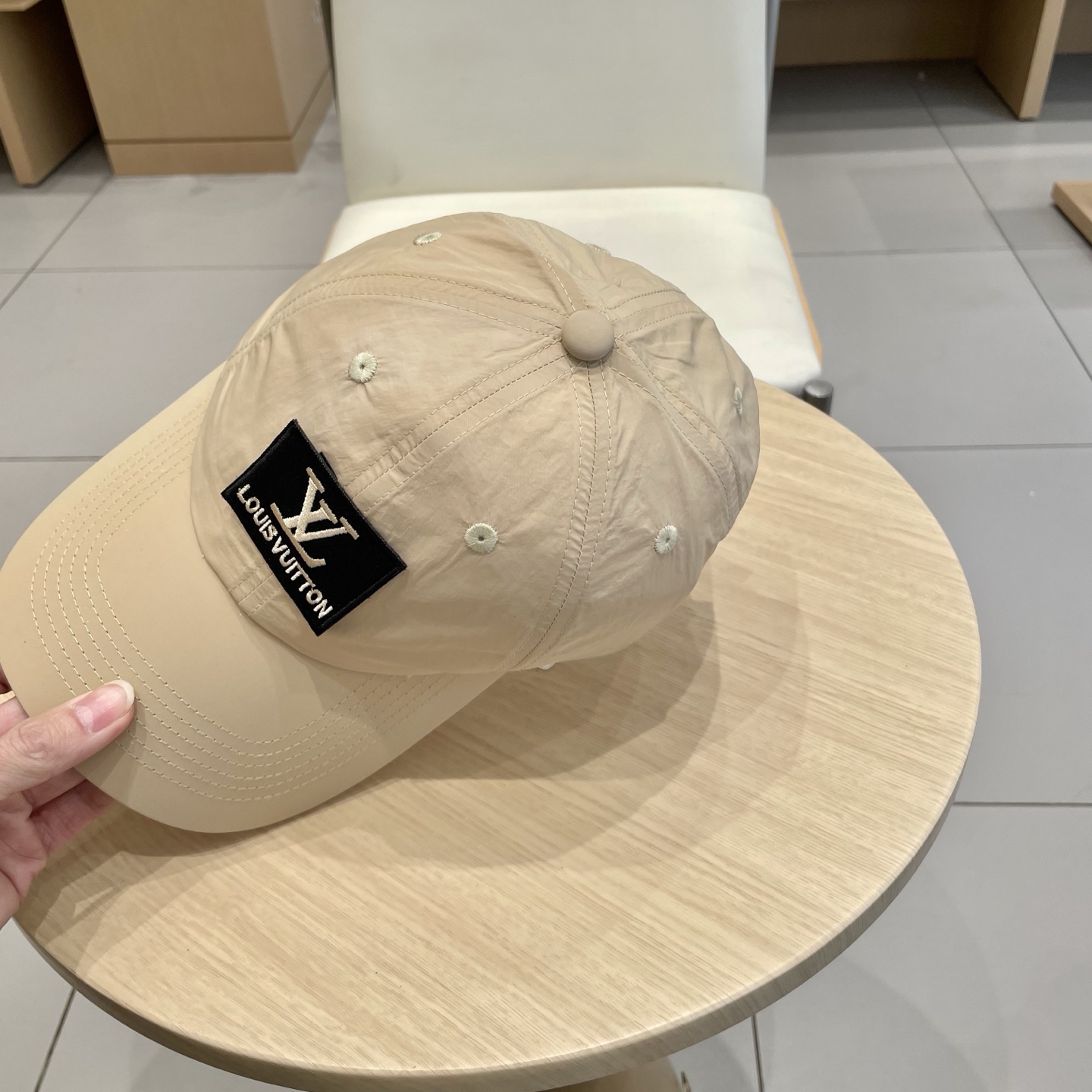  lv路易威登夏季速干棒球帽男女刺绣字母软顶棒球帽户外运动休闲百搭鸭舌帽子