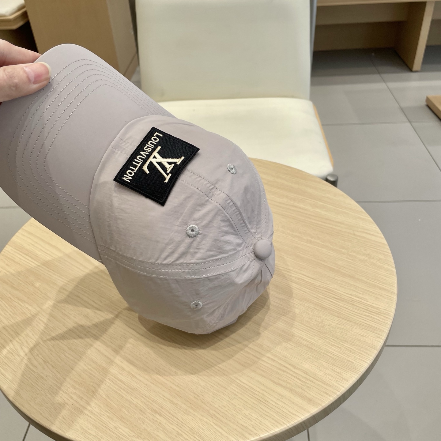  lv路易威登夏季速干棒球帽男女刺绣字母软顶棒球帽户外运动休闲百搭鸭舌帽子