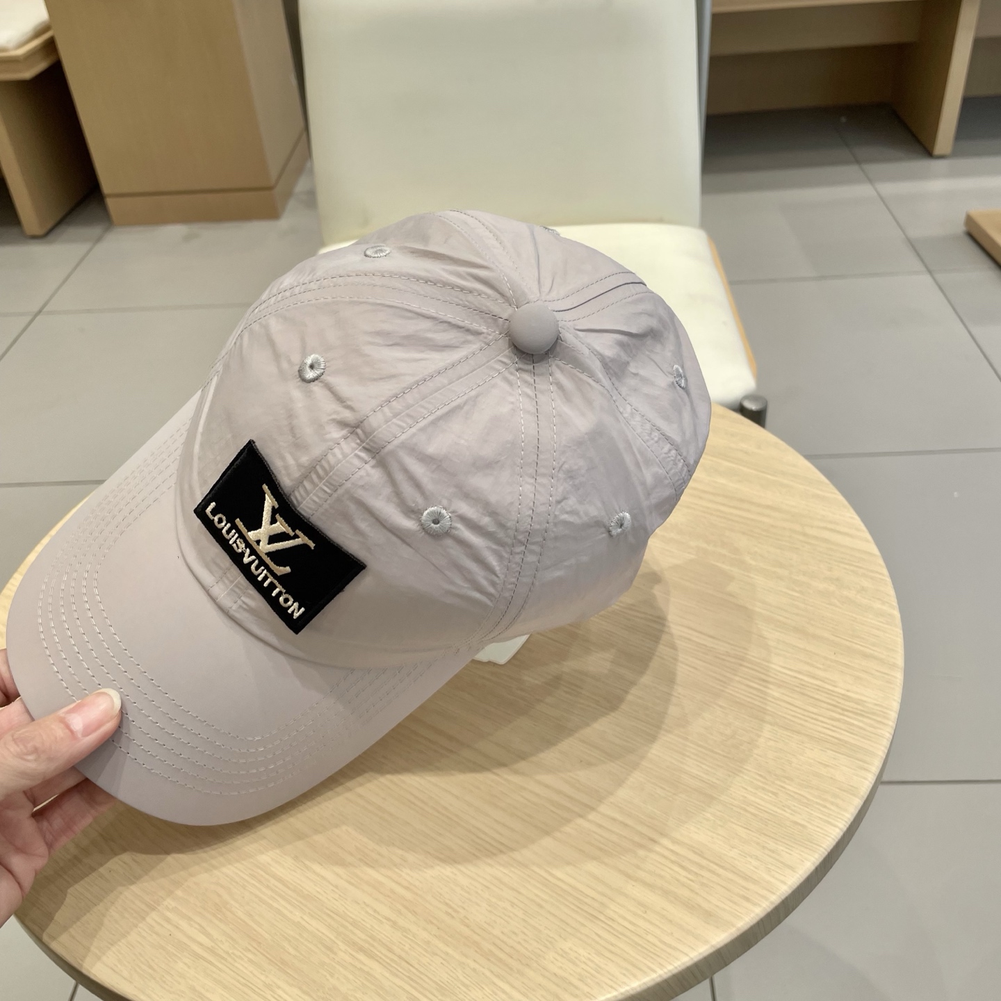  lv路易威登夏季速干棒球帽男女刺绣字母软顶棒球帽户外运动休闲百搭鸭舌帽子