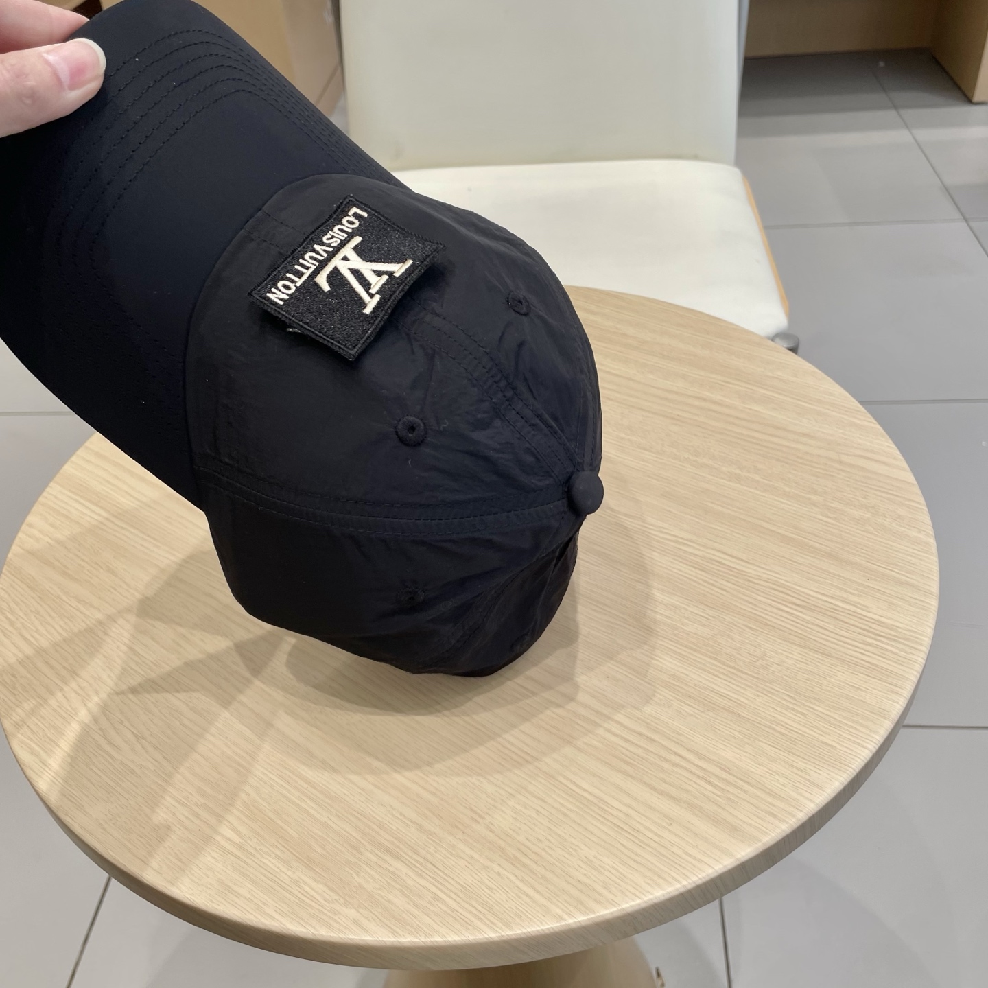  lv路易威登夏季速干棒球帽男女刺绣字母软顶棒球帽户外运动休闲百搭鸭舌帽子