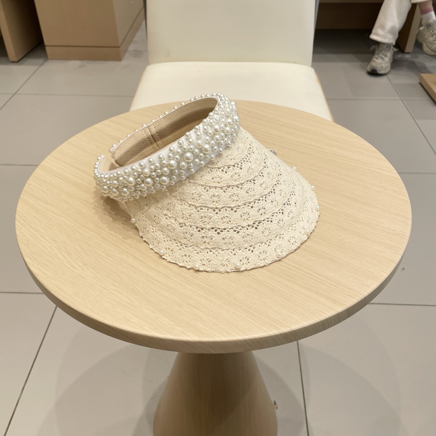  Chanel 网红ins手工珍珠遮阳草帽子夏天防晒遮阳空顶帽海边度假发夹帽潮