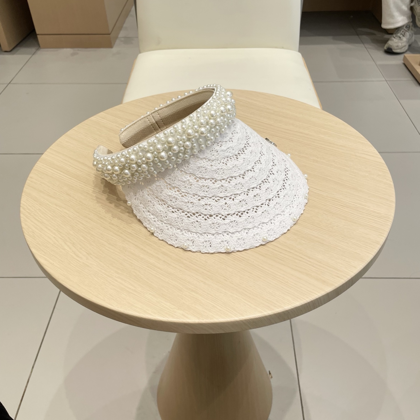  Chanel 网红ins手工珍珠遮阳草帽子夏天防晒遮阳空顶帽海边度假发夹帽潮