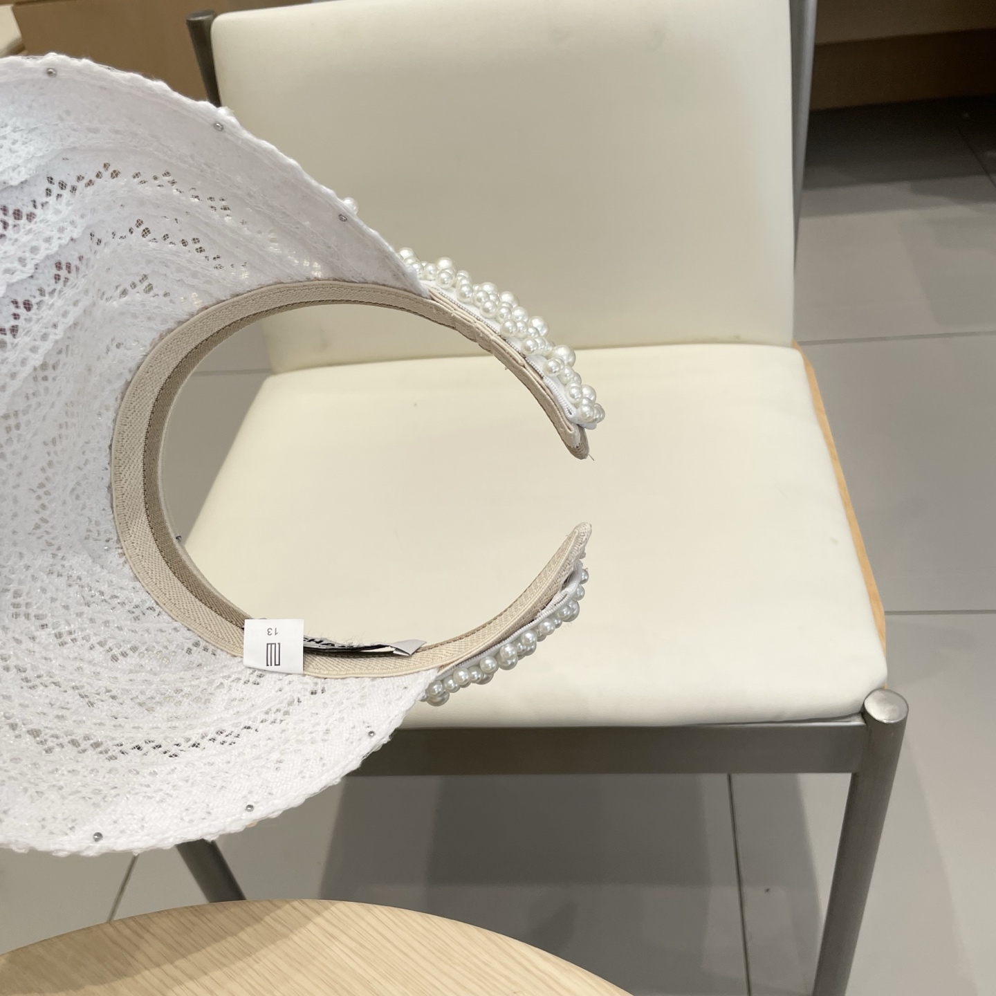  Chanel 网红ins手工珍珠遮阳草帽子夏天防晒遮阳空顶帽海边度假发夹帽潮