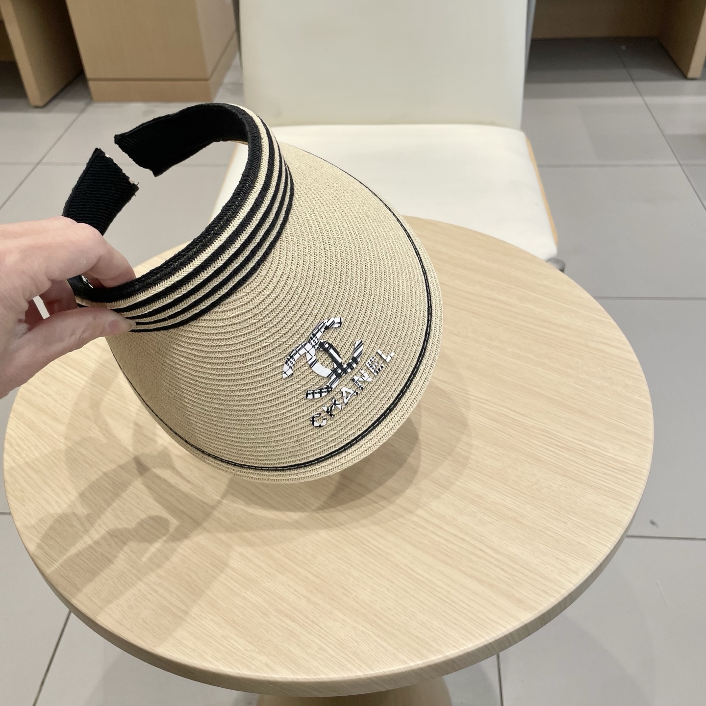  Chanel 韩国代购东大门新款夏季拉菲草编织空顶帽大檐出游遮阳防晒太阳帽