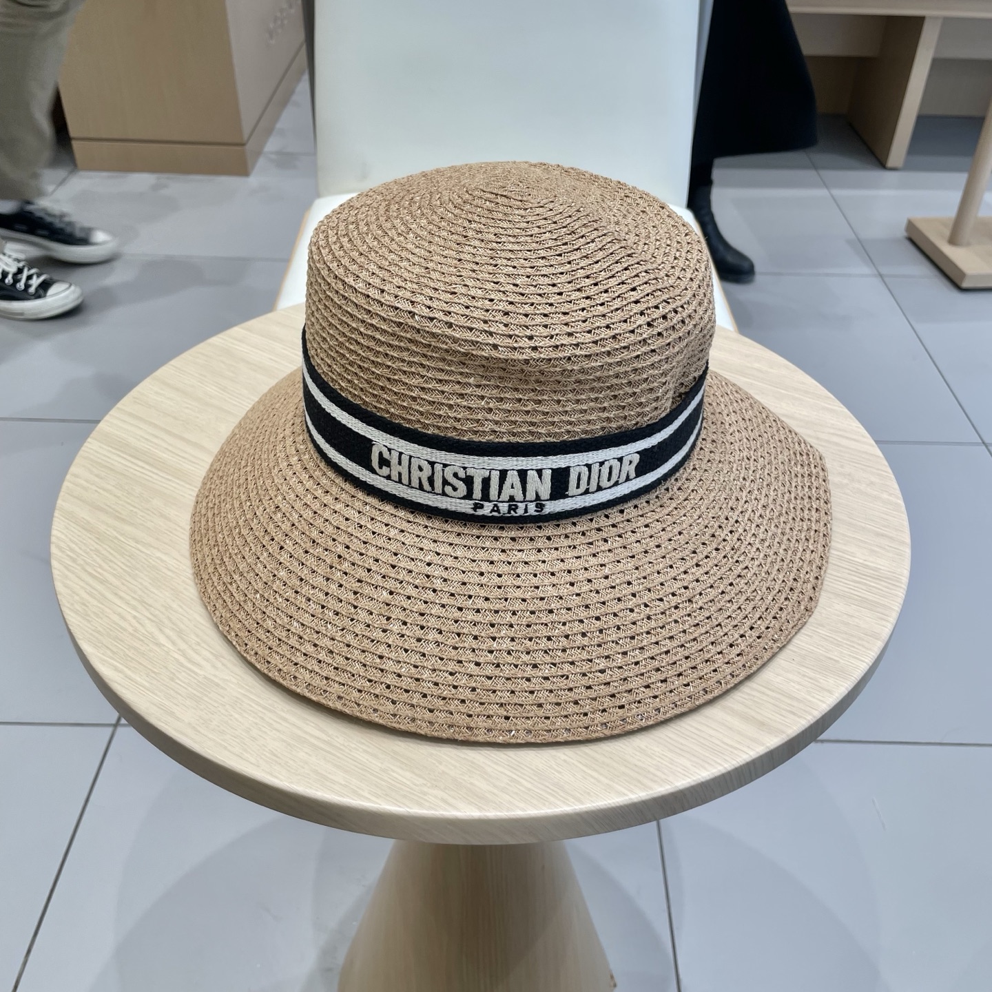  迪奥Dior D家字母草编遮阳帽大檐帽太阳帽防晒渔夫帽礼帽女士优雅时尚沙滩