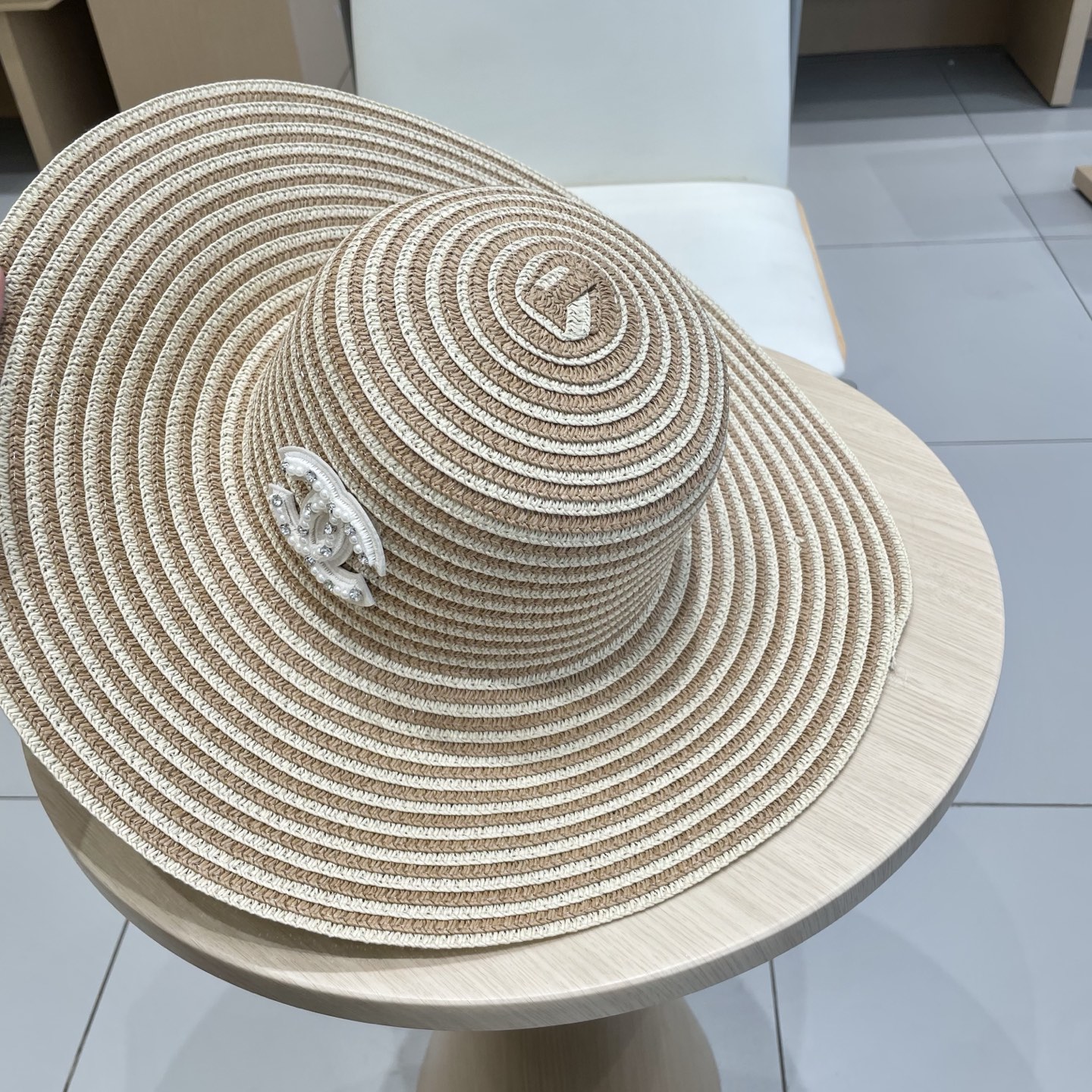 香奈儿Chanel爆款双色条纹简约休闲大帽檐草帽女户外旅游沙滩遮阳显脸小