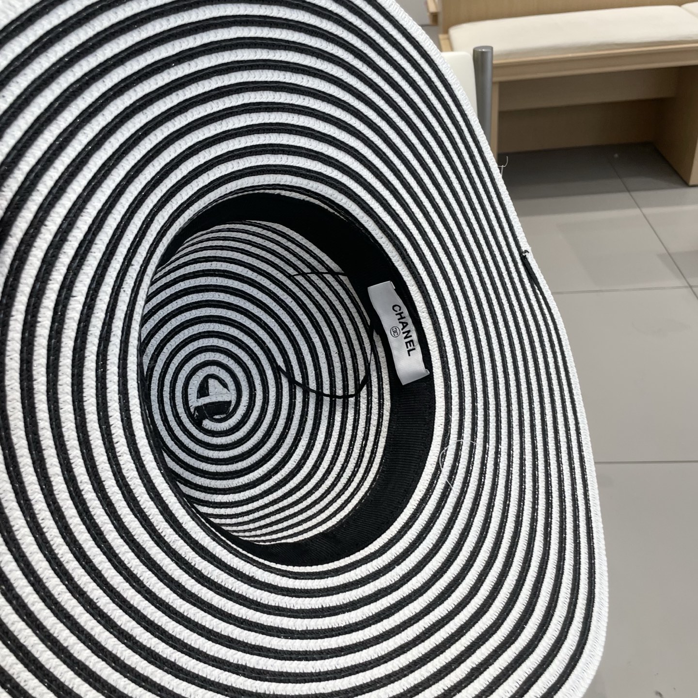 香奈儿Chanel爆款双色条纹简约休闲大帽檐草帽女户外旅游沙滩遮阳显脸小