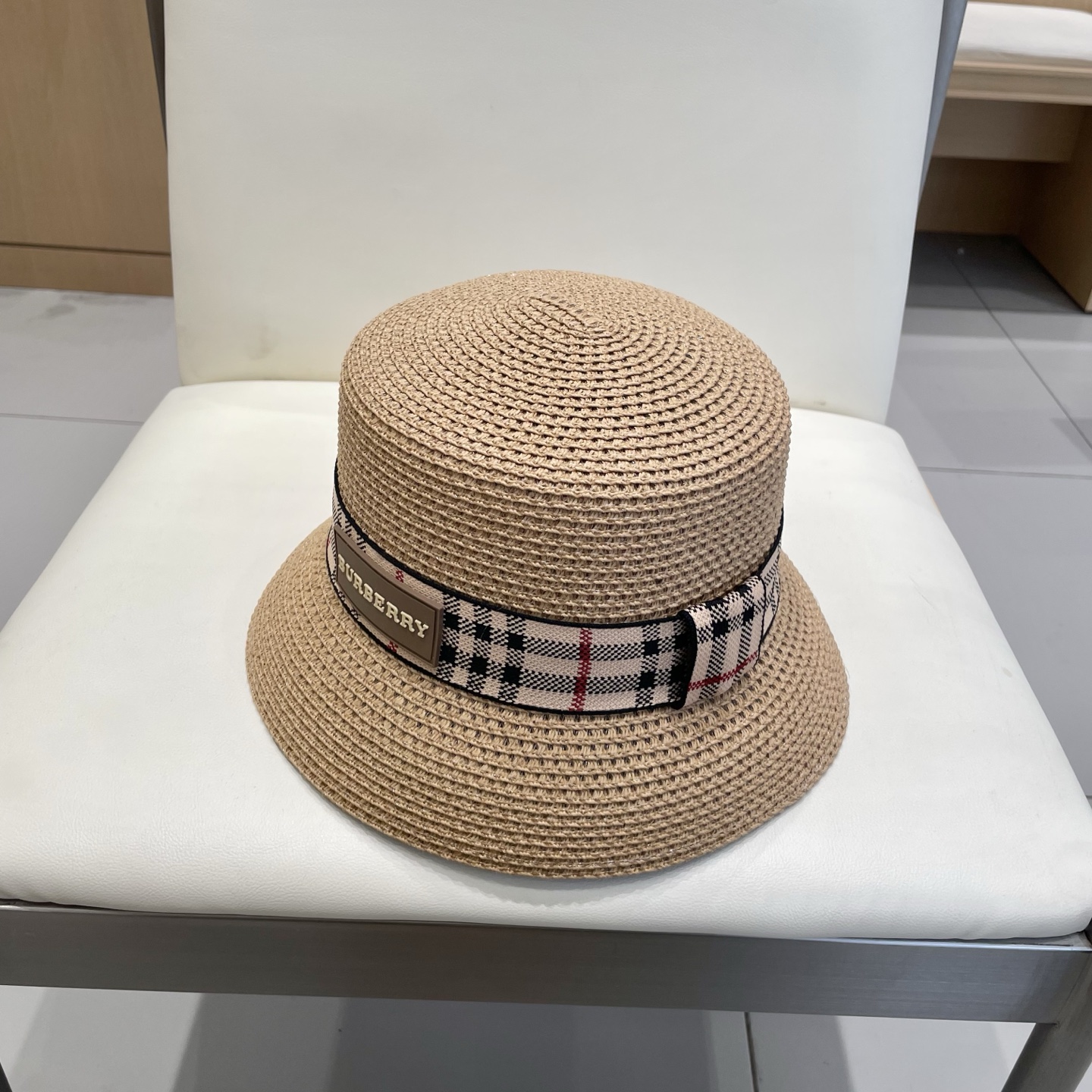  Burberry巴宝莉新款渔夫帽，遮阳草帽，，超级大牌范
