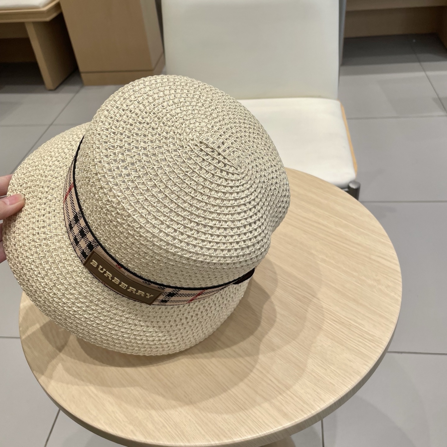  Burberry巴宝莉新款渔夫帽，遮阳草帽，，超级大牌范
