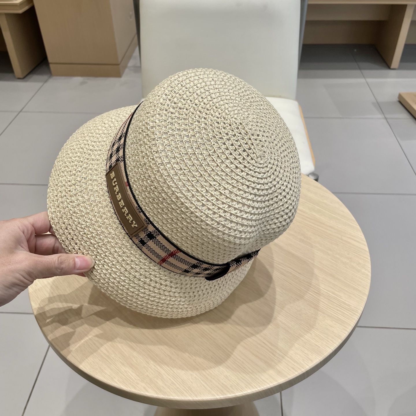  Burberry巴宝莉新款渔夫帽，遮阳草帽，，超级大牌范
