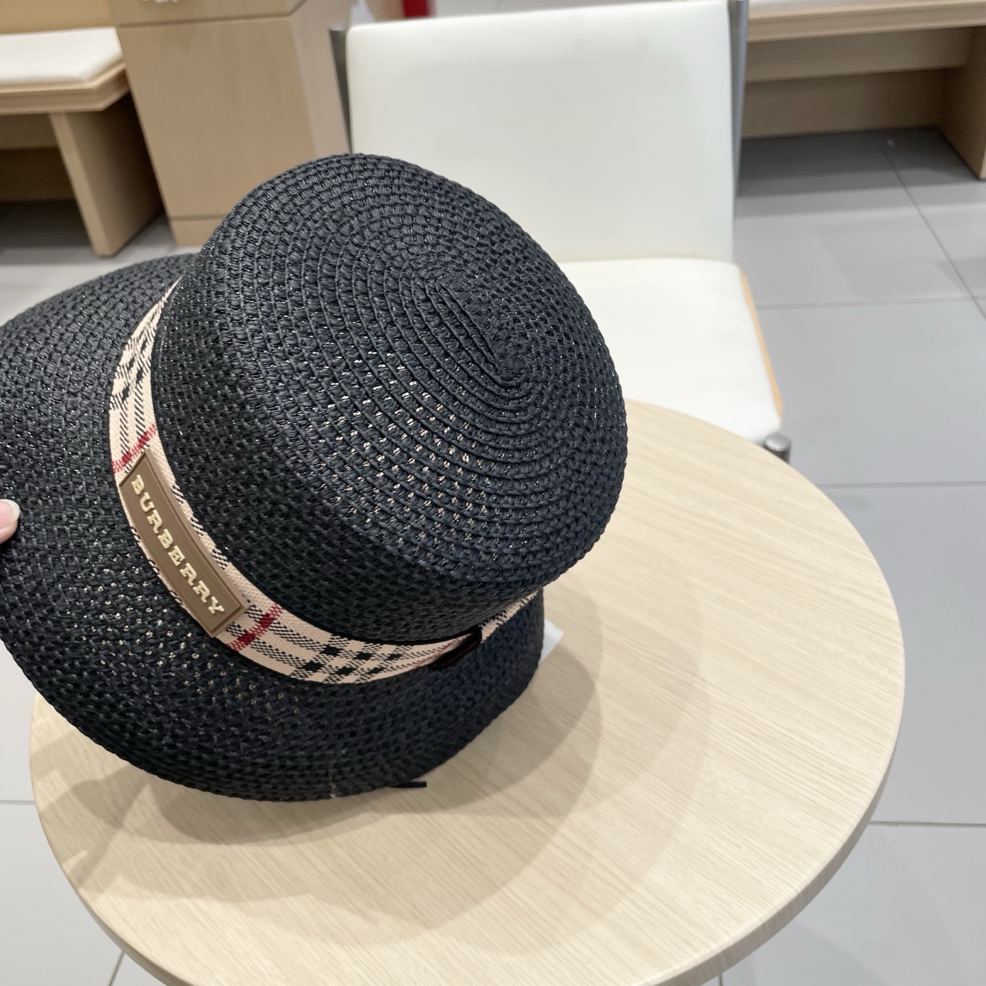  Burberry巴宝莉新款渔夫帽，遮阳草帽，，超级大牌范
