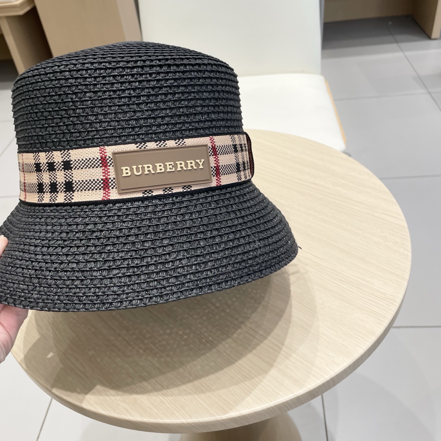  Burberry巴宝莉新款渔夫帽，遮阳草帽，，超级大牌范
