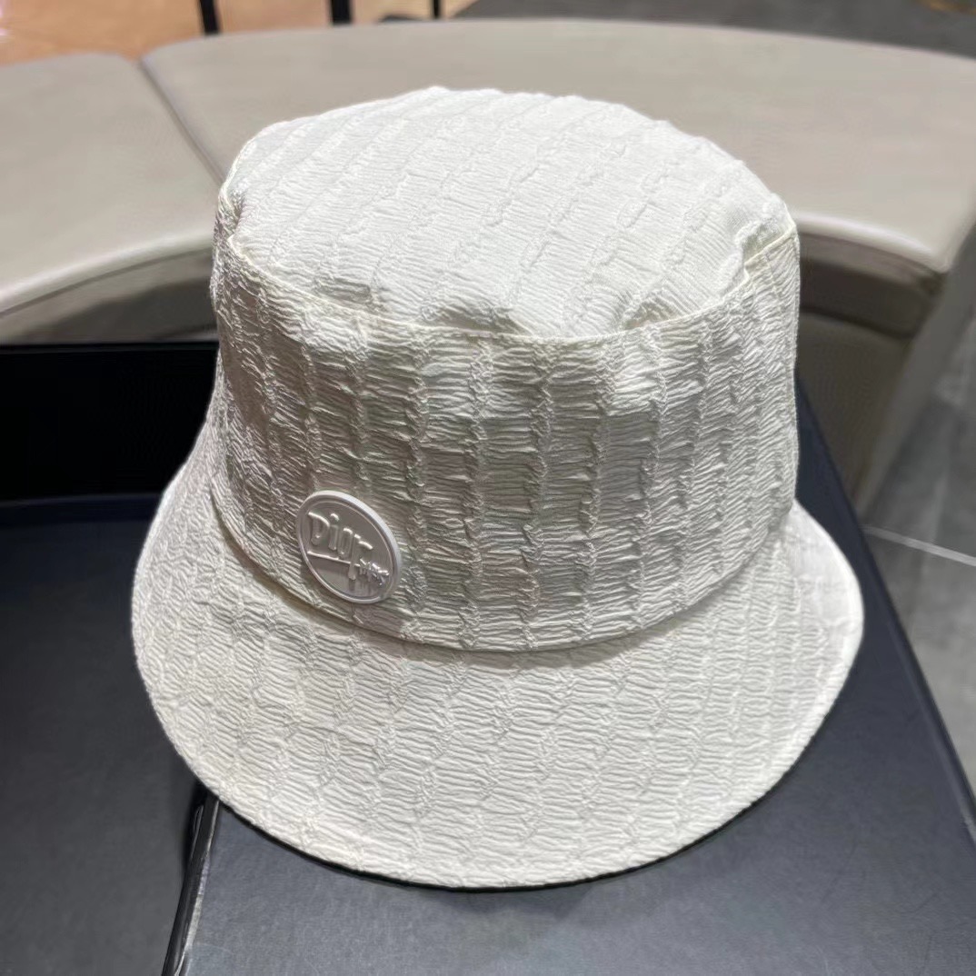 NO:225616,【DIOR】The new spring model has simple fisherman hat, new model is shipped, big brand model is super easy to match, buy it now!  Hat Straw Hat Fisherman Hat Baseball Hat Knitted Hats, Hats, Dior, Dior, espadrilles, hats19860909【DIOR迪奥】春新款走量简约渔夫帽,新款出货,大牌款超好搭配,赶紧入手！帽子草帽渔夫帽棒球帽针织帽,帽子,dior,dior,espadrilles,hats,hat
