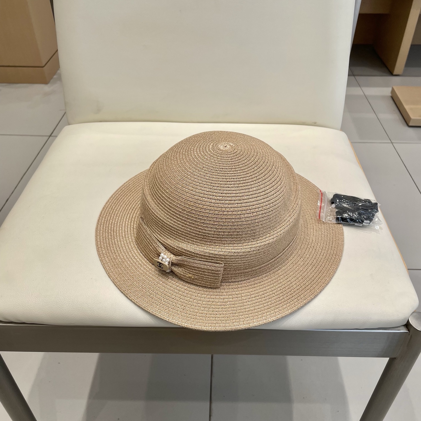  Chanel香奈儿2025法式平沿渔夫帽子女款夏季防晒不规则草帽气质出游盆帽遮阳帽