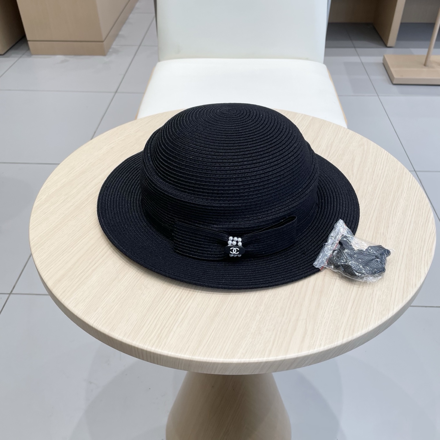 NO:225693,Chanel Chanel 2025 French flat edge fisherman hat women's summer sun protection irregular straw hat temperament travel basin hat sun hat straw hat fisherman hat baseball hat knit hat, hat, chanel, chanel, espadrilles, hats19860909Chanel香奈儿2025法式平沿渔夫帽子女款夏季防晒不规则草帽气质出游盆帽遮阳帽帽子草帽渔夫帽棒球帽针织帽,帽子,chanel,chanel,espadrilles,hats,hat