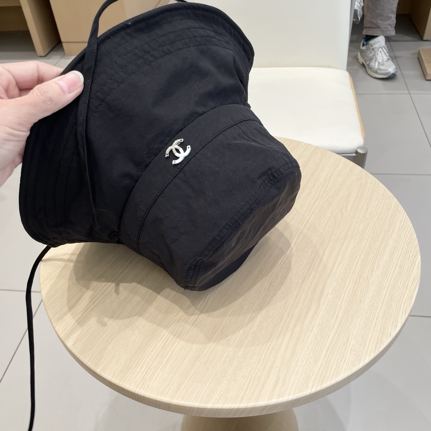  Chanel香奈儿春夏季新款纯色渔夫帽子女户外速干透气薄款防晒遮阳帽