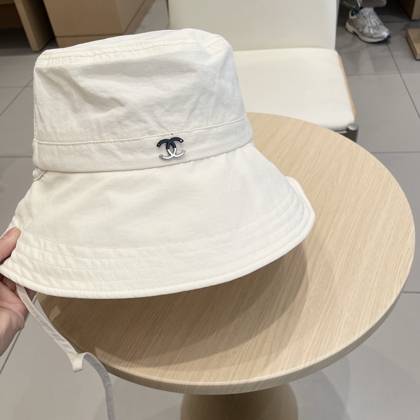  Chanel香奈儿春夏季新款纯色渔夫帽子女户外速干透气薄款防晒遮阳帽