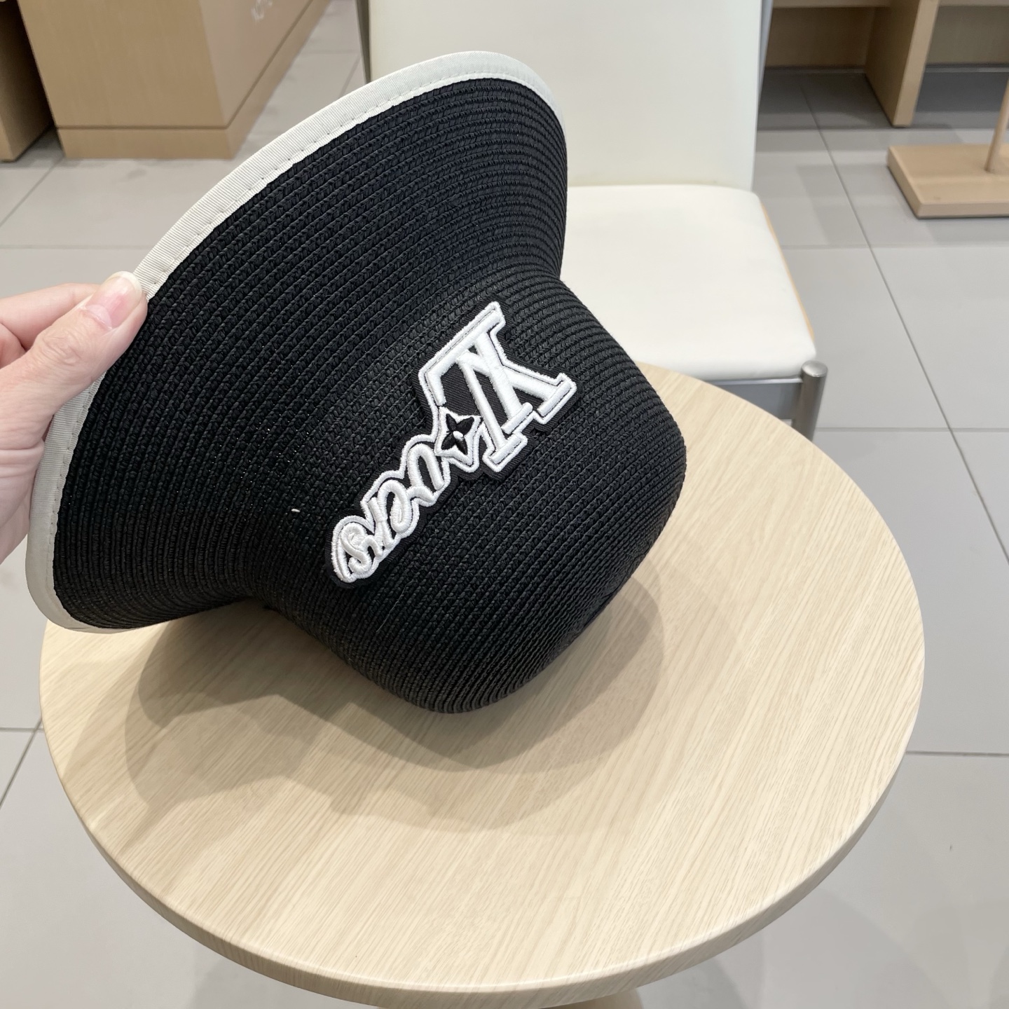  【LV路易威登】2025新款度假风礼帽，草帽，旅行必备，超好搭配，赶紧入手！