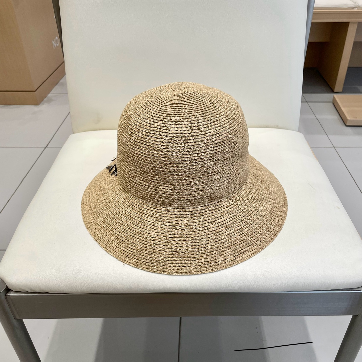 🧢路易威登棒球帽 LouisVuitton😍草帽优雅蕾丝花朵夏季出游草帽女海边度假法式大帽檐沙滩帽遮阳