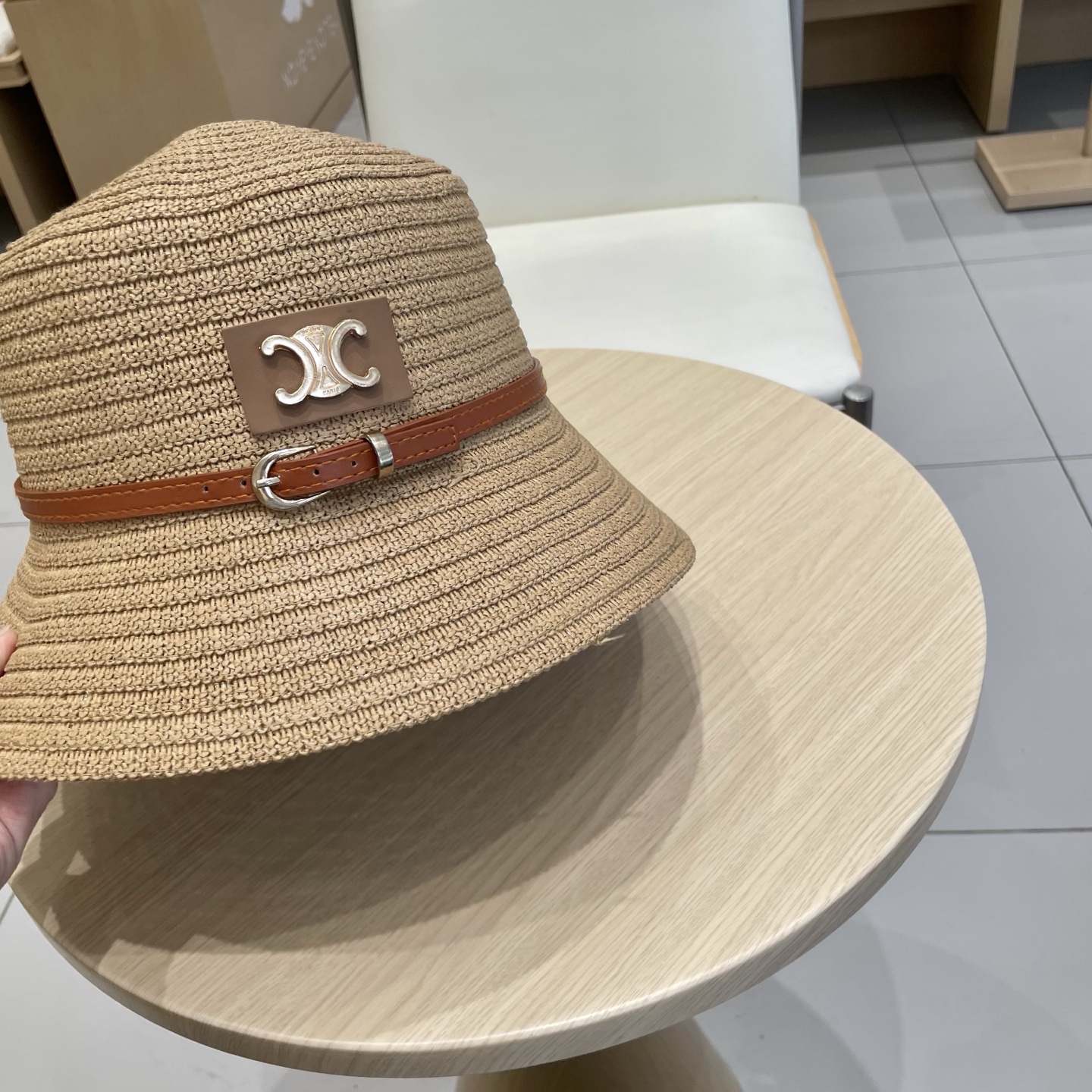  塞琳celien新款草帽，平顶礼帽，头围57cm