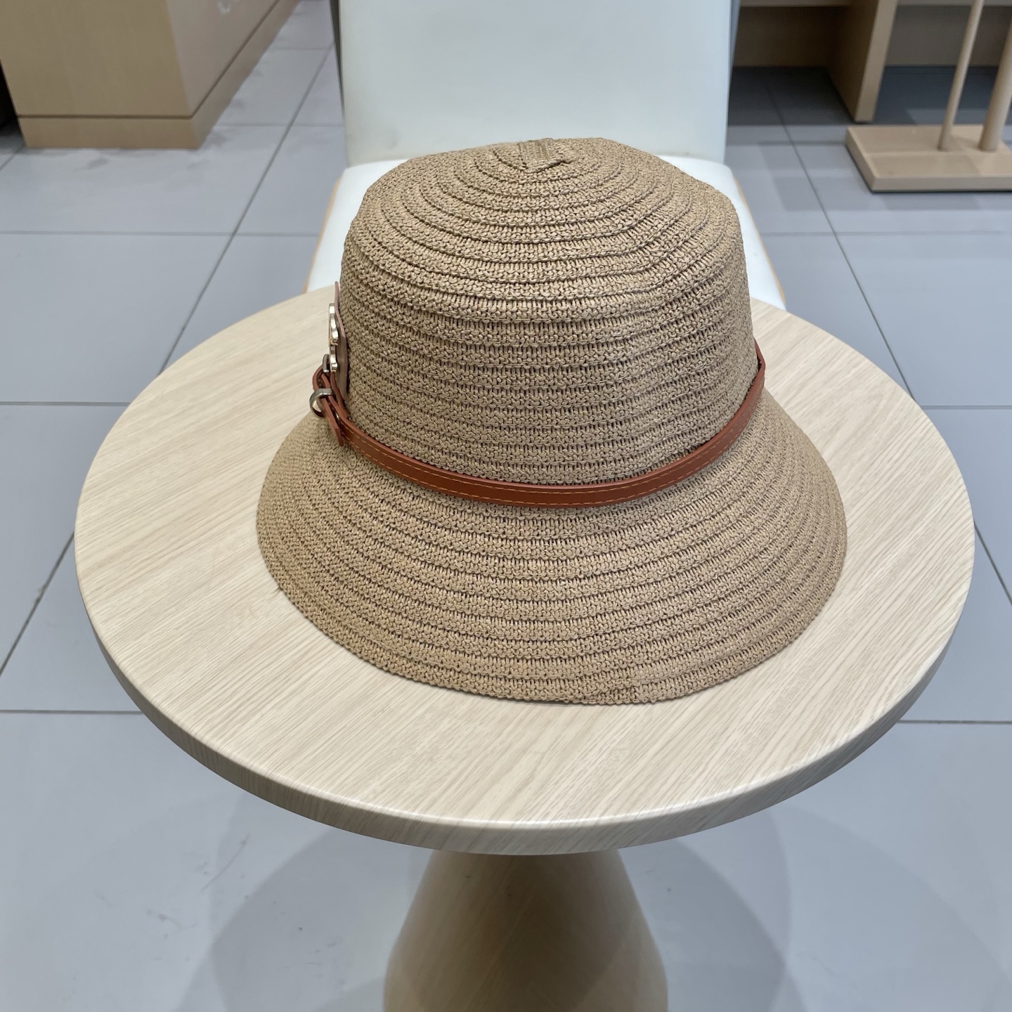  塞琳celien新款草帽，平顶礼帽，头围57cm