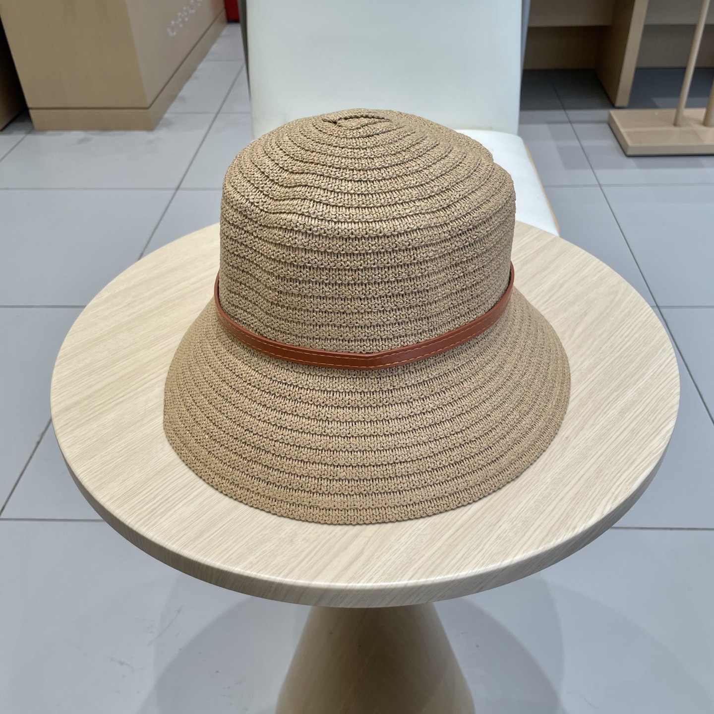  塞琳celien新款草帽，平顶礼帽，头围57cm