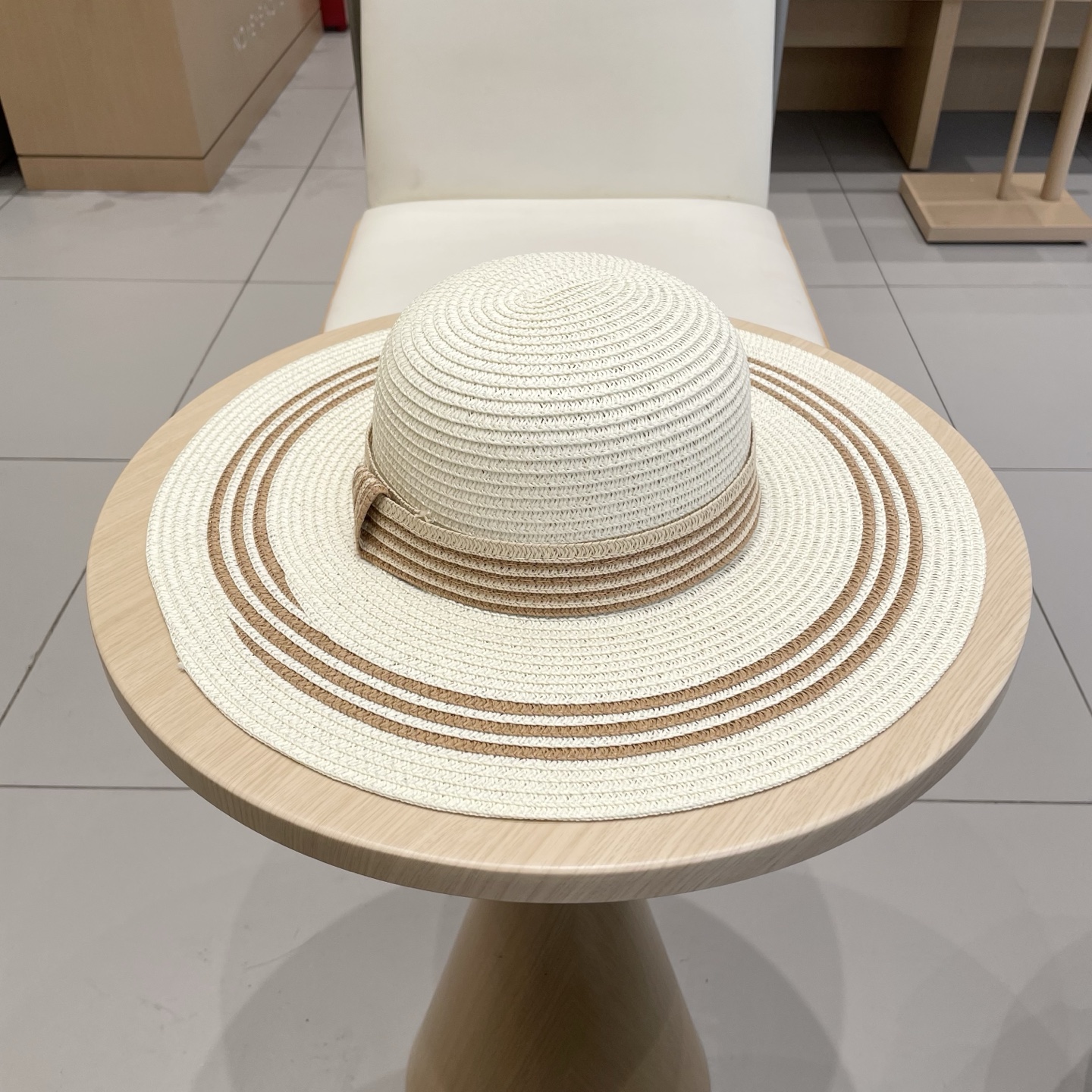 Celine hat Celine2026 New — photo 3