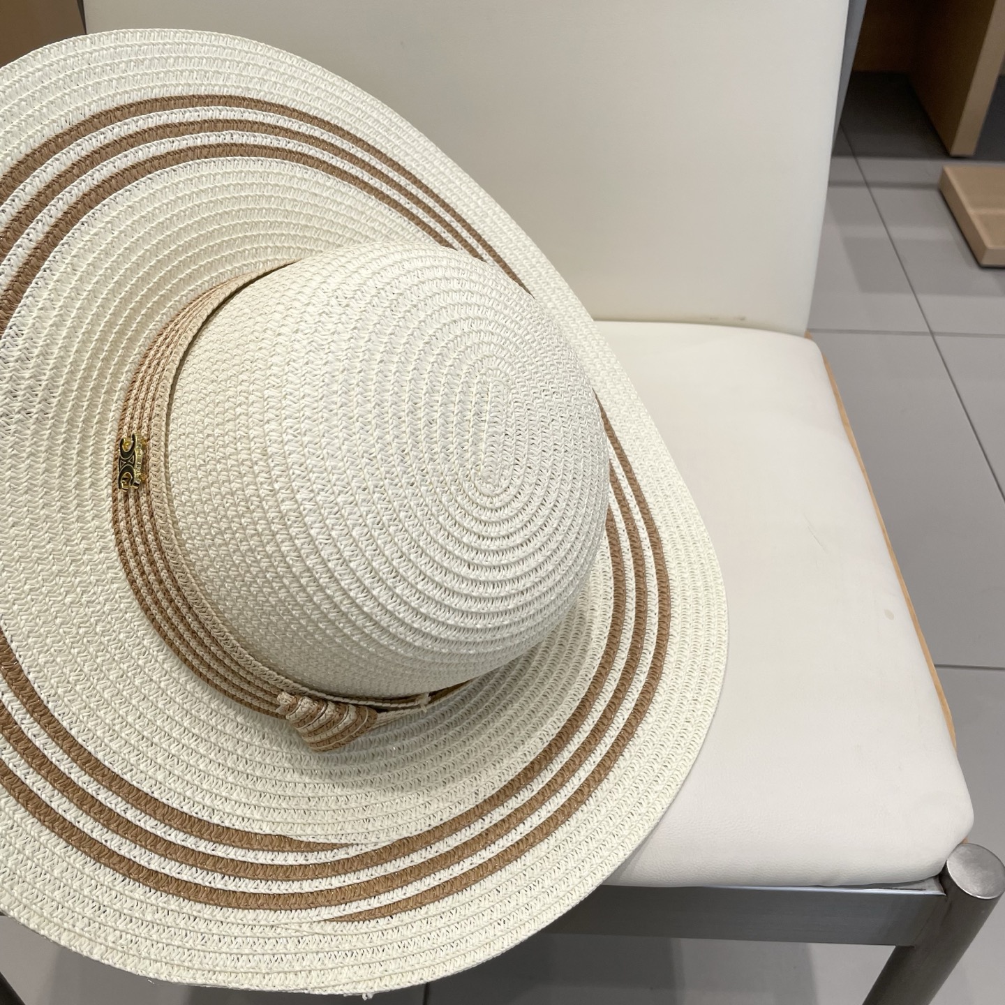 Celine hat Celine2026 New — photo 8