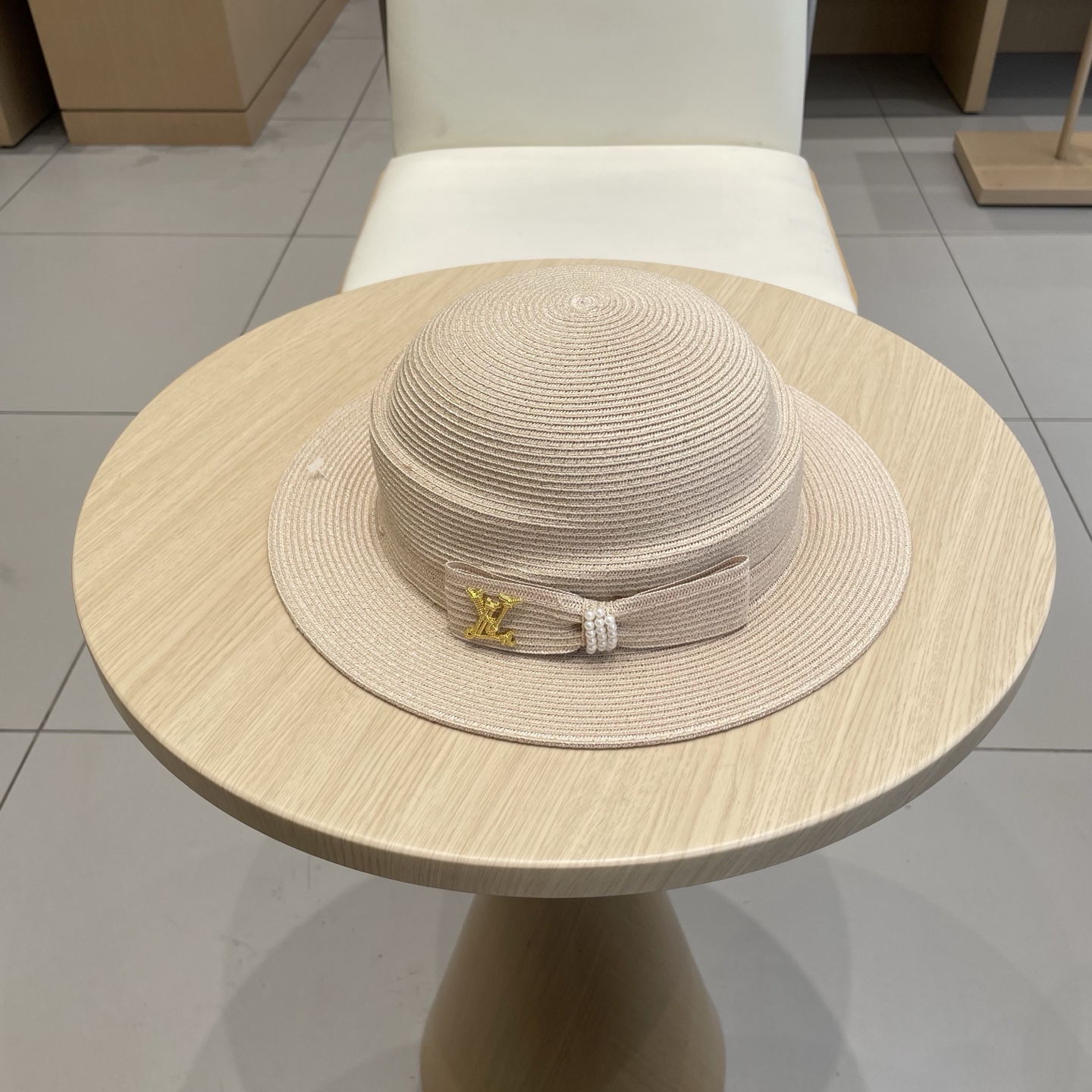   🧢路易威登棒球帽 LouisVuitton😍2025夏季新款蝴蝶结防晒草帽盆帽女韩版气质草编帽出游草