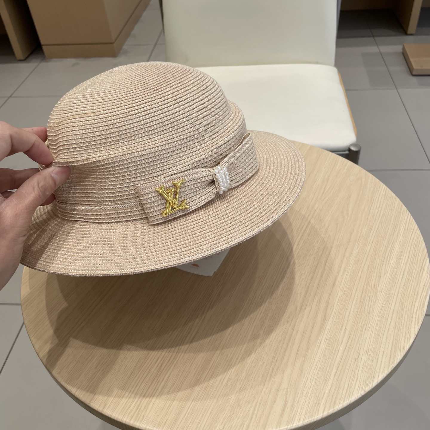   🧢路易威登棒球帽 LouisVuitton😍2025夏季新款蝴蝶结防晒草帽盆帽女韩版气质草编帽出游草