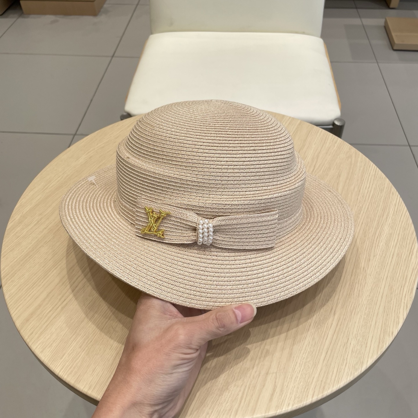   🧢路易威登棒球帽 LouisVuitton😍2025夏季新款蝴蝶结防晒草帽盆帽女韩版气质草编帽出游草