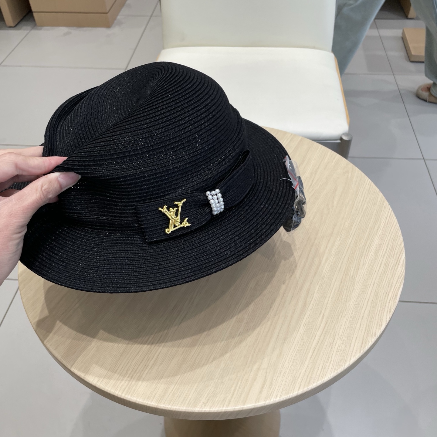   🧢路易威登棒球帽 LouisVuitton😍2025夏季新款蝴蝶结防晒草帽盆帽女韩版气质草编帽出游草