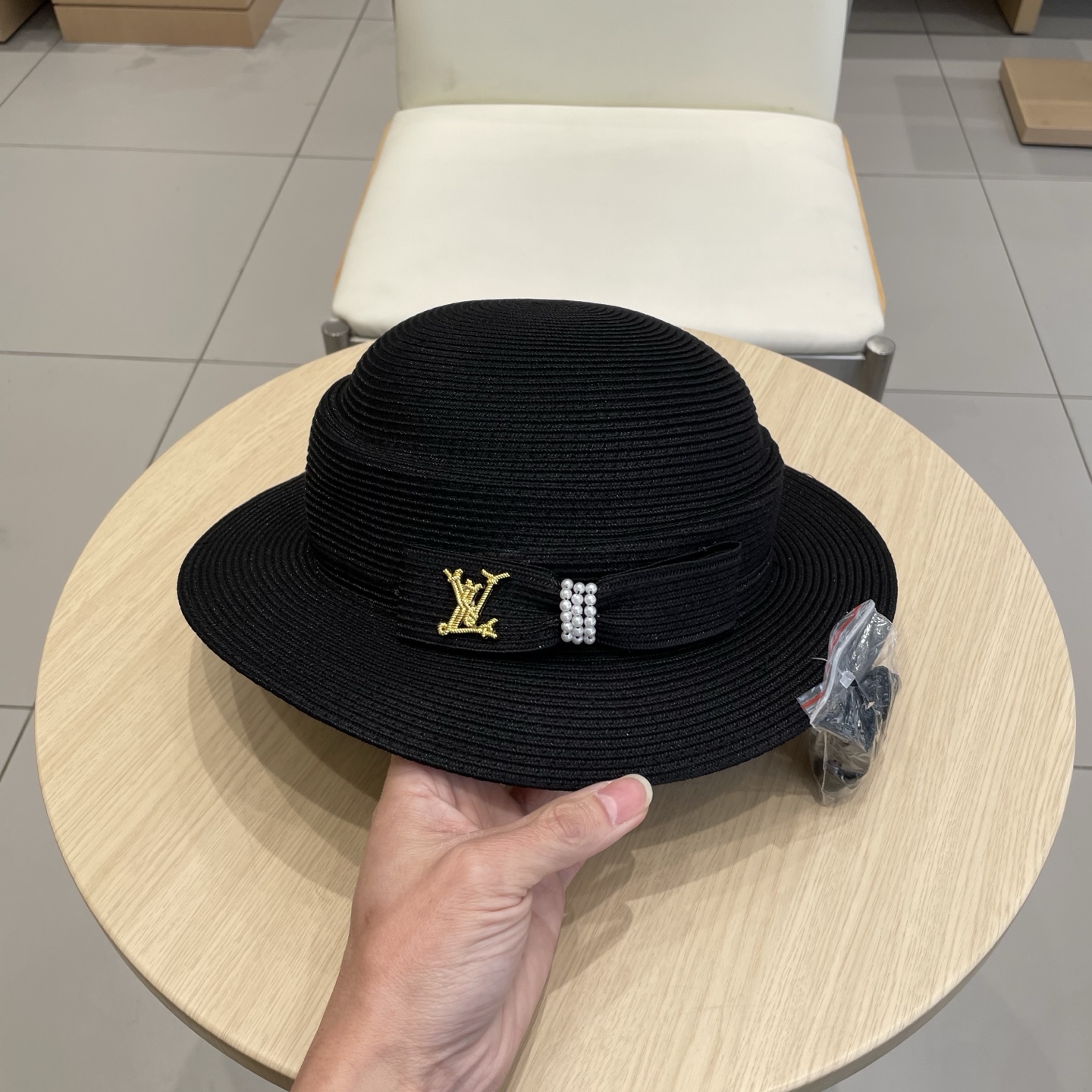   🧢路易威登棒球帽 LouisVuitton😍2025夏季新款蝴蝶结防晒草帽盆帽女韩版气质草编帽出游草