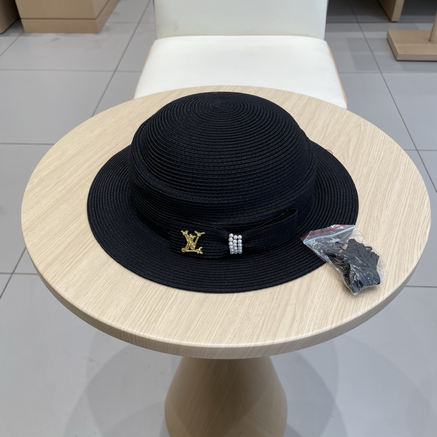   🧢路易威登棒球帽 LouisVuitton😍2025夏季新款蝴蝶结防晒草帽盆帽女韩版气质草编帽出游草