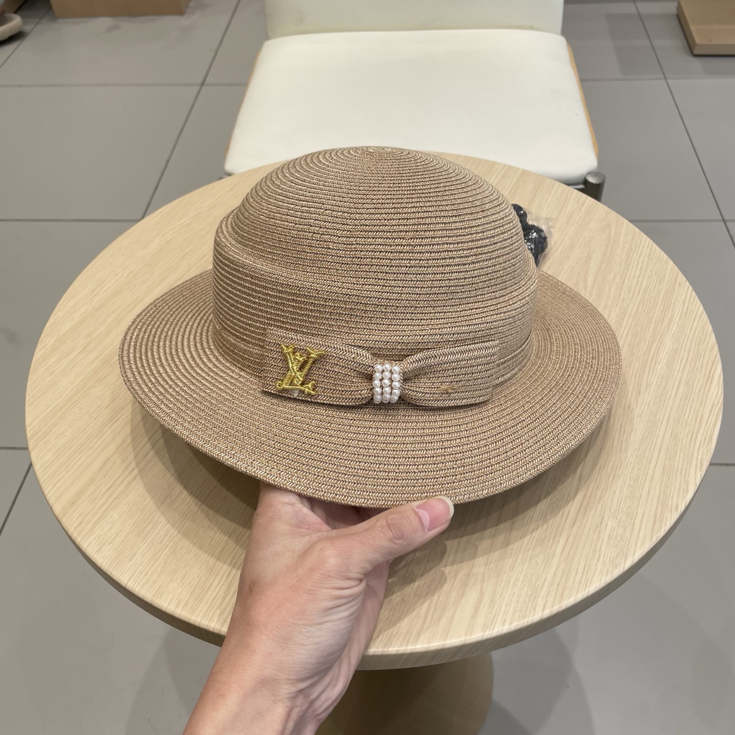   🧢路易威登棒球帽 LouisVuitton😍2025夏季新款蝴蝶结防晒草帽盆帽女韩版气质草编帽出游草
