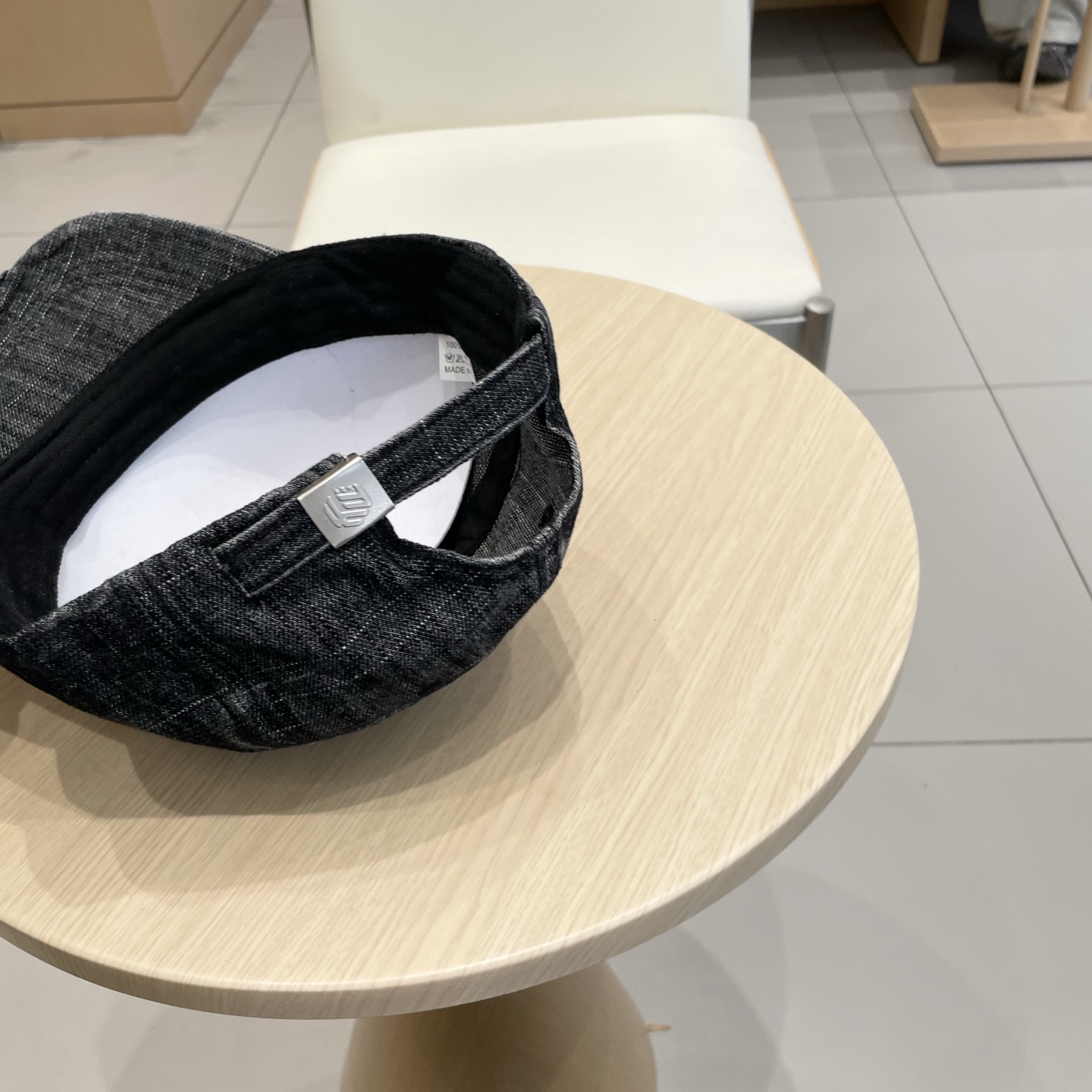  BALENCIAGA巴黎世家🆕春款新款个性棒球帽，高品质透气性巨佳，四季佩戴款
高颜值时尚单品！
男女