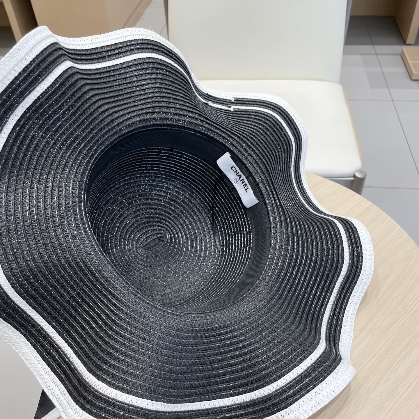  Chanel香奈儿丝带草帽，波浪边遮阳帽，头围57cm