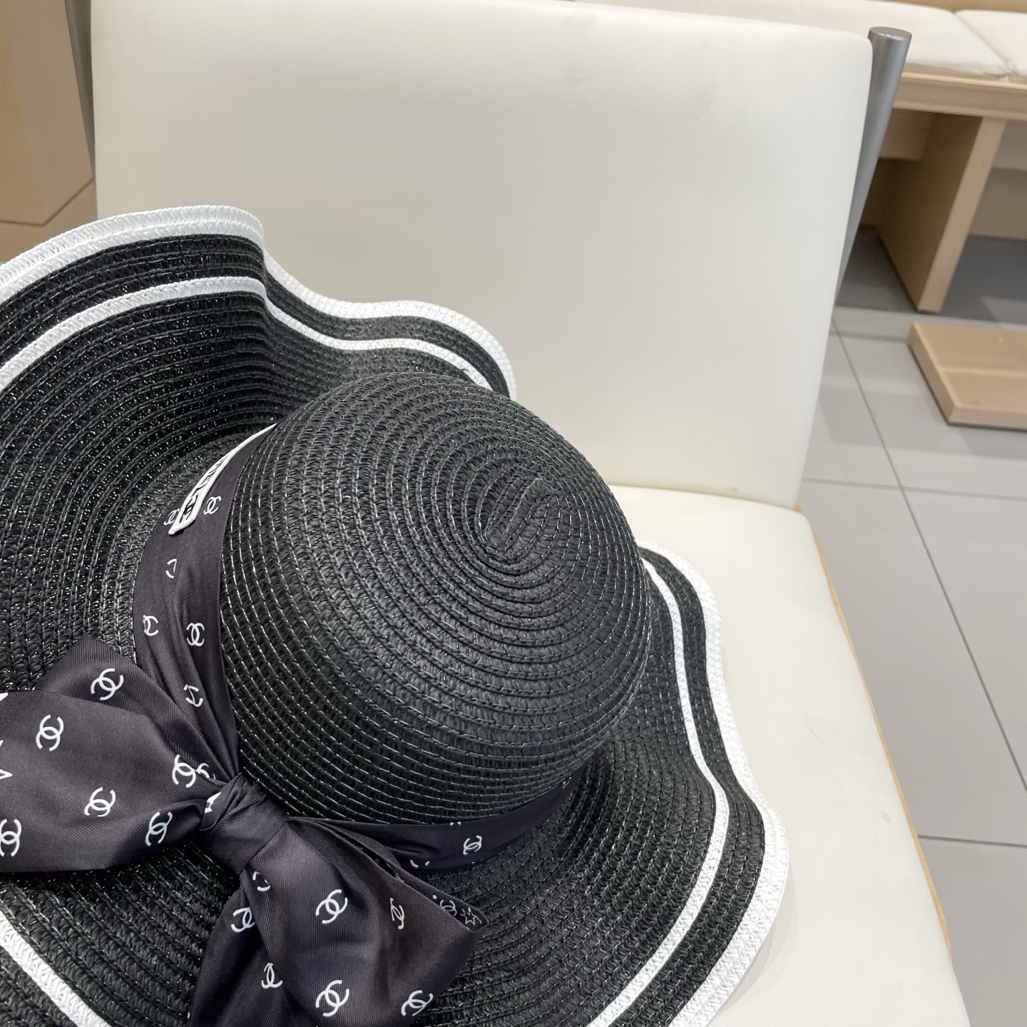  Chanel香奈儿丝带草帽，波浪边遮阳帽，头围57cm