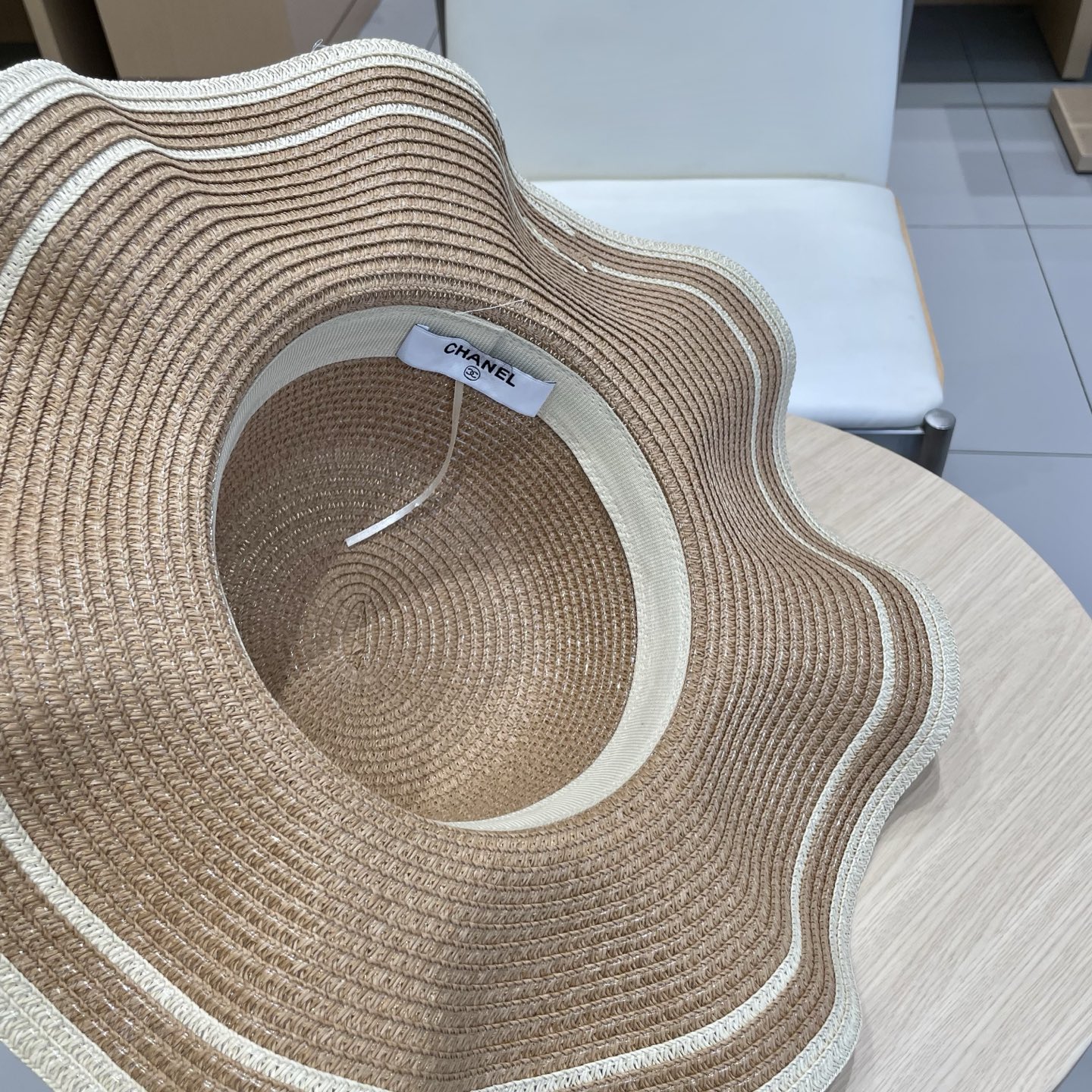  Chanel香奈儿丝带草帽，波浪边遮阳帽，头围57cm