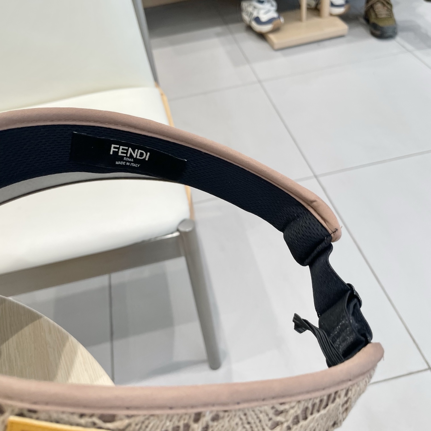   FD芬迪2025空顶鸭舌帽，遮阳帽，鸭舌帽，原单品质