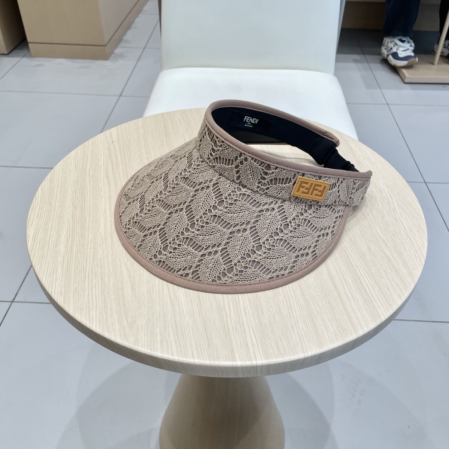   FD芬迪2025空顶鸭舌帽，遮阳帽，鸭舌帽，原单品质