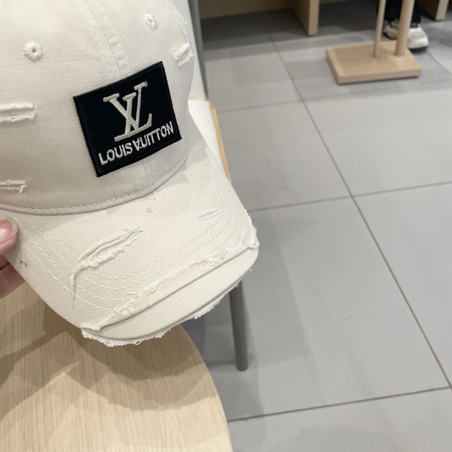 Lv路易威登  2026新款上架💙💙 今年赛琳家每款帽子都想拥有～设计轻易休闲时髦又带高级感超好搭配 帽