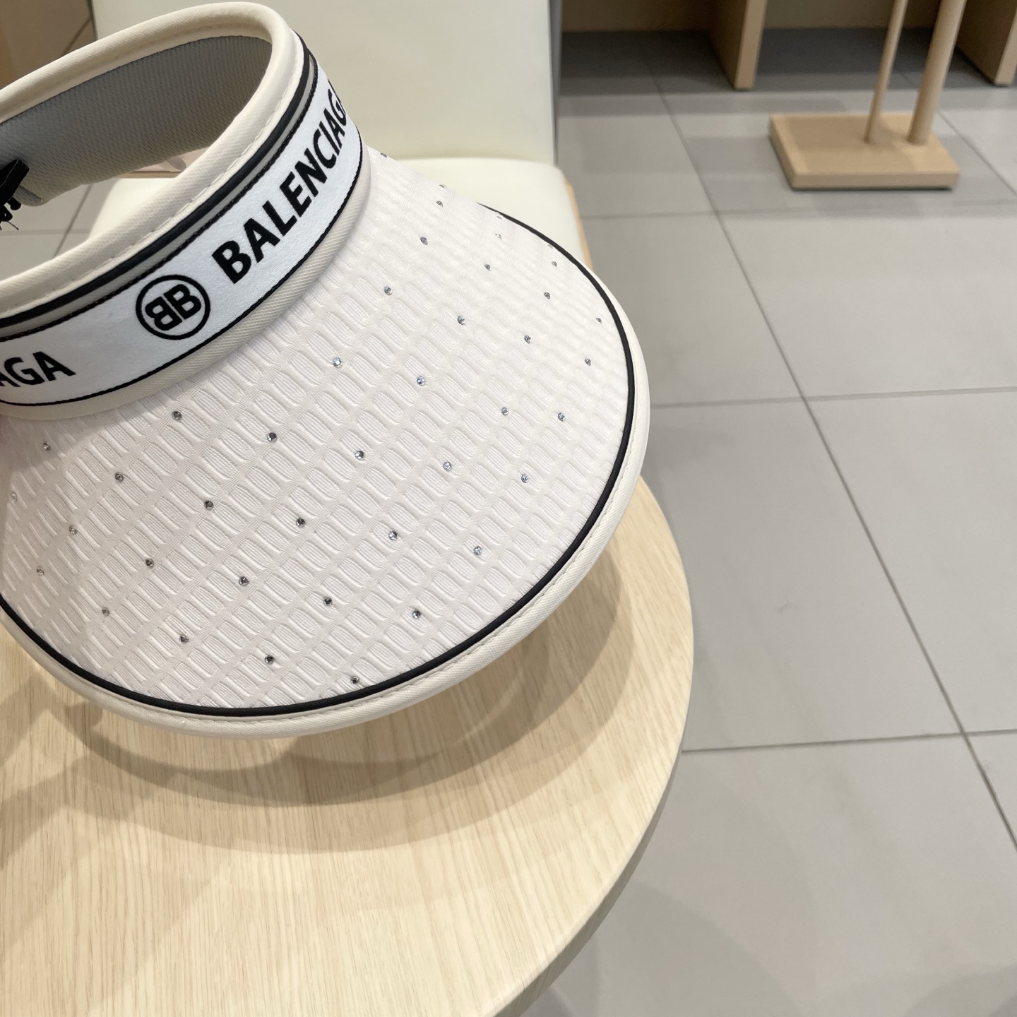  最新巴黎世家BALENCIAGA，空顶遮阳帽，最好品质的，休闲大方，大家自己对比哦